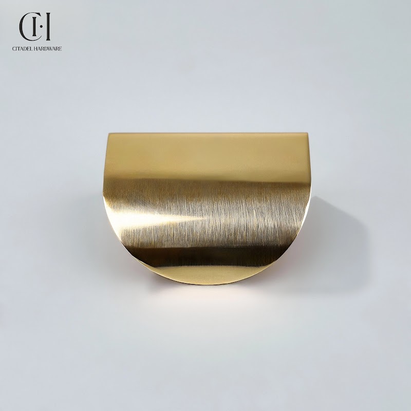 Cresta Brass Curve Cabinet Pull – Polished Brass Unlacquered - View 4