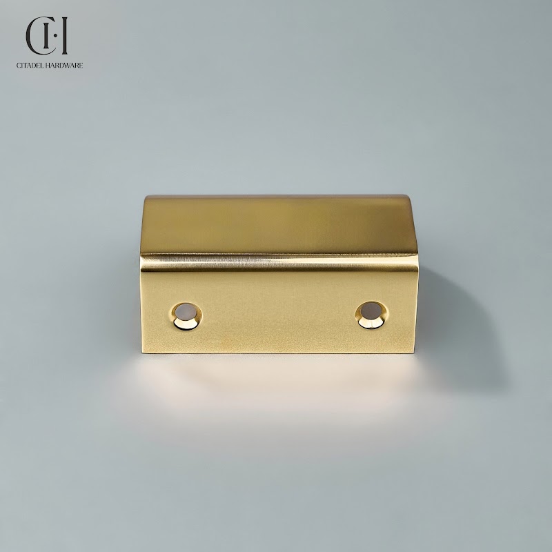Cresta Brass Curve Cabinet Pull – Polished Brass Unlacquered - View 5