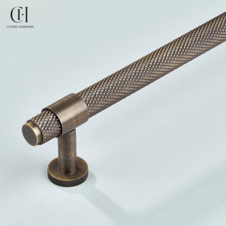Blanc Knurled Antique Bronze by Citadel Hardware