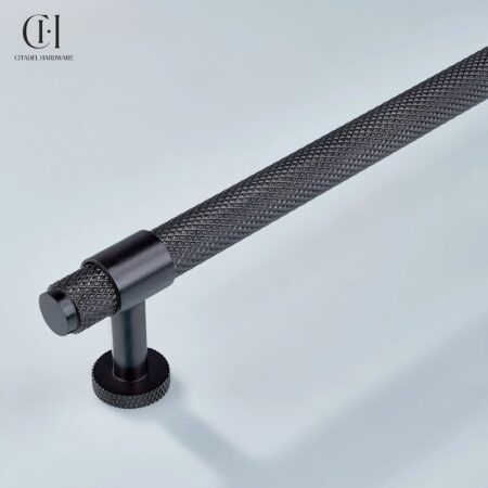 Blanc Knurled Oil Rubbed Bronze by Citadel Hardware