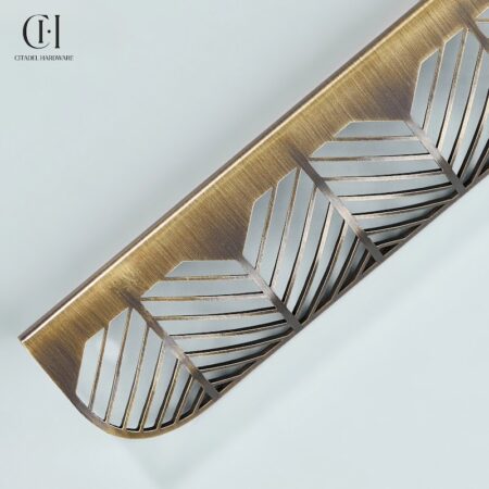 Bluxom Edge Antique Bronze by Citadel Hardware