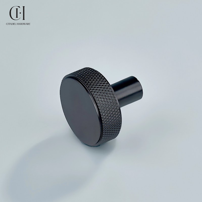 Ambra Round Oil Rubbed Bronze by Citadel Hardware