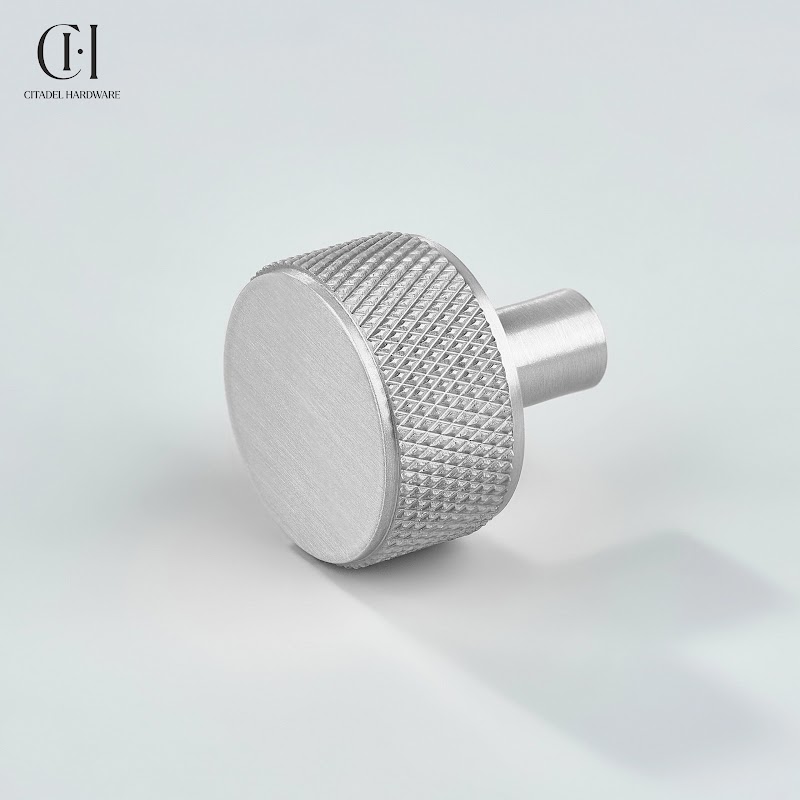 Grafton Knurled Round Silver by Citadel Hardware