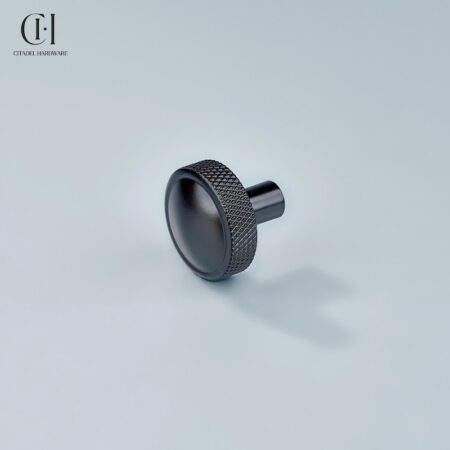 Fenn Knurled Round Oil Rubbed Bronze by Citadel Hardware