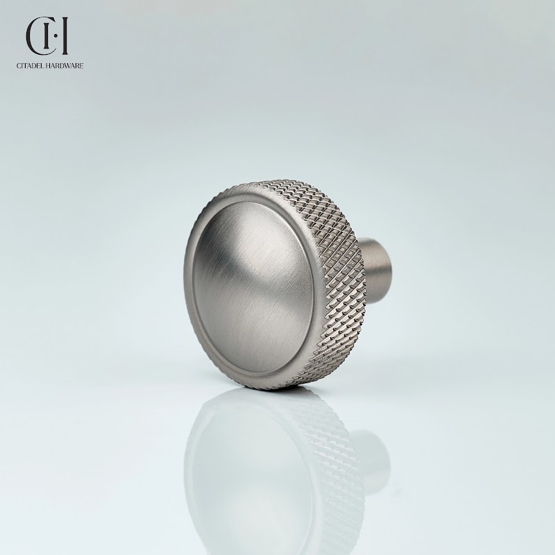 Fenn Knurled Round Silver by Citadel Hardware