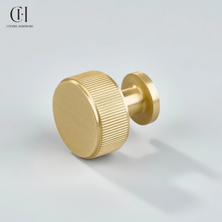 Solen Linear Knurled Round Gold by Citadel Hardware