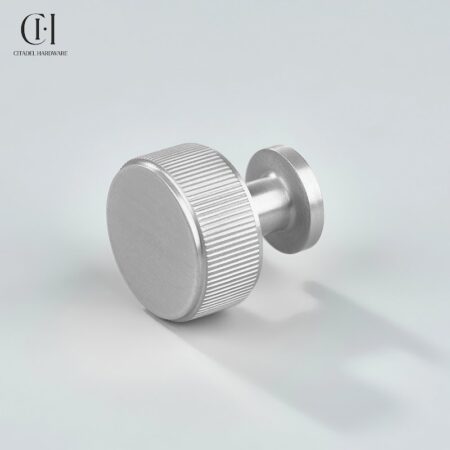 Solen Linear Knurled Round Silver by Citadel Hardware
