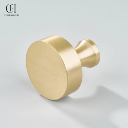Vael Plain Round Gold by Citadel Hardware