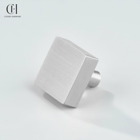 Kyne Square Silver by Citadel Hardware