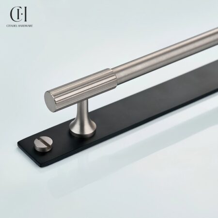 Qeld Linear Knurled Backplate Silver Black by Citadel Hardware