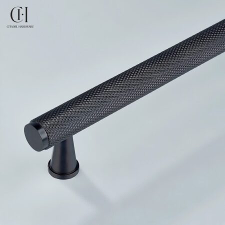 Doyen Knurled Oil Rubbed Bronze by Citadel Hardware
