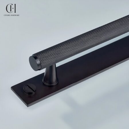 Doyen Knurled Backplate Oil Rubbed Bronze by Citadel Hardware
