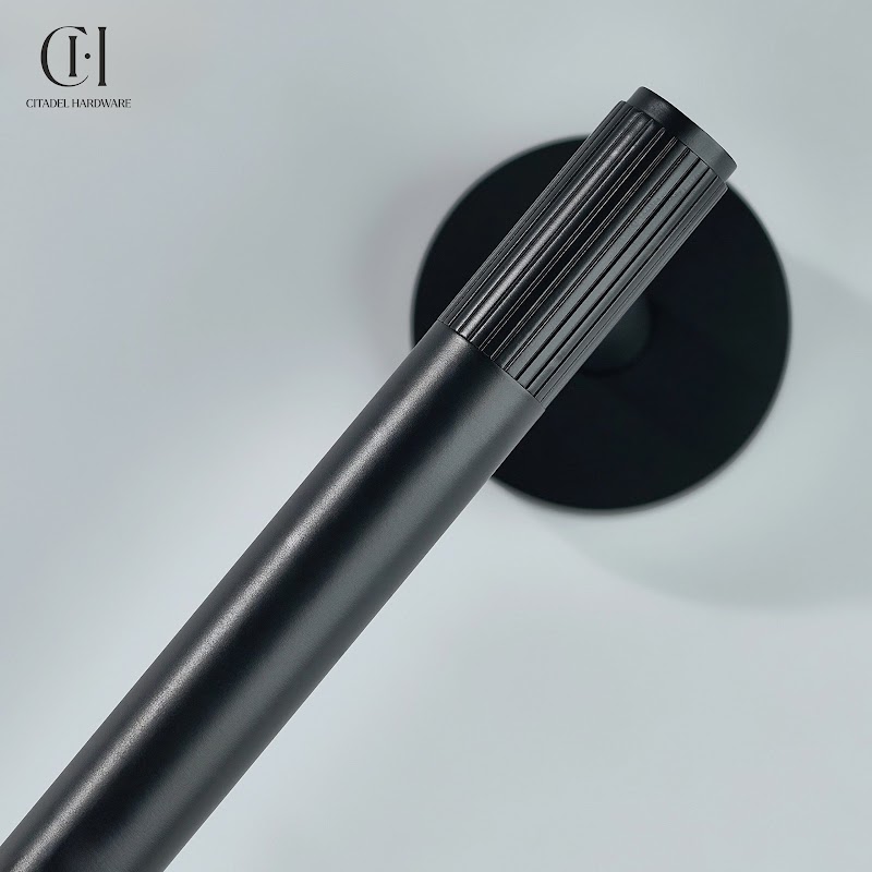 Luma Linear knurled Brass Towel Holder – Black - View 3
