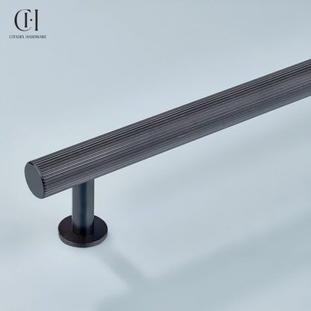 Strel Linear Knurled Oil Rubbed Bronze by Citadel Hardware